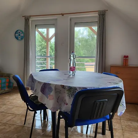 شقة Direkt Am Mit Klima, Garten Und Pool Balatonmáriafürdő